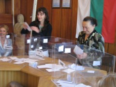 ИЗТЕГЛИХА ЖРЕБИЯ ЗА ИЗБОРИТЕ.ОЩЕ НИЩО НЕ Е ЯСНО...