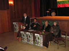 100 ЧОВЕКА СНОЩИ В ГАГАНИЦА НА ЛИСТА№17