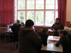 БЪРЗИЯ-ОПАШКИ ОТ ГЛАСУВАЩИ, ГАГАНИЦА-ТЪЛПА ЛЕКАРИ ПРЕД СЕКЦИЯТА!?