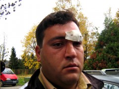 БИЯТ БЕЗ ПРИЧИНА ПОДДРЪЖНИЦИ НА ВЕСЕЛИНОВ