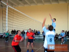 "СВЕТЦИТЕ" СМАЗАХА ВЧЕРА "ВОЛЕЙМАНИЯ"